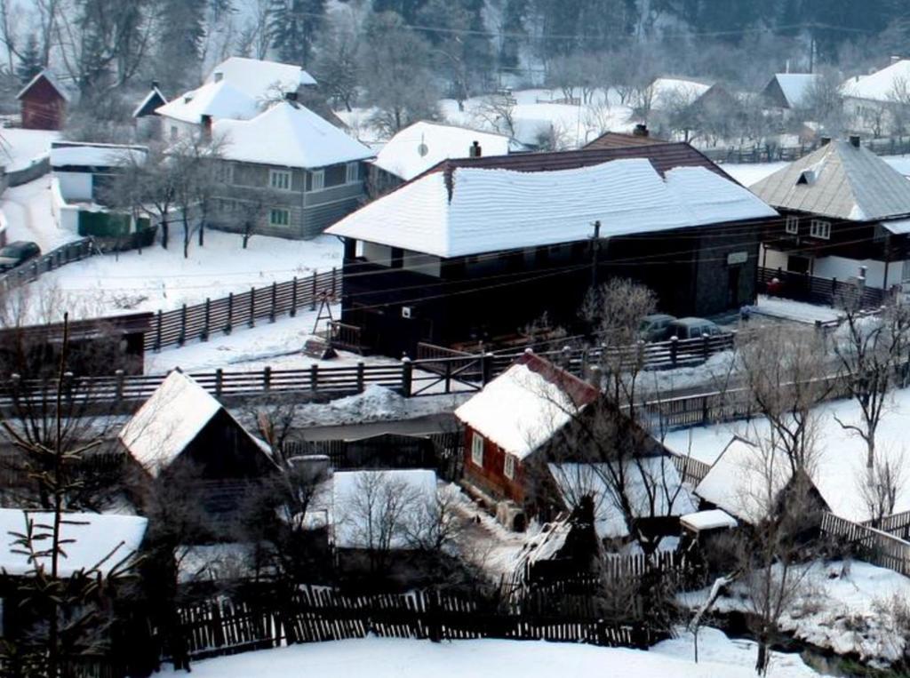 Conacul Samfirei Hotel Gîrda de Sus Esterno foto